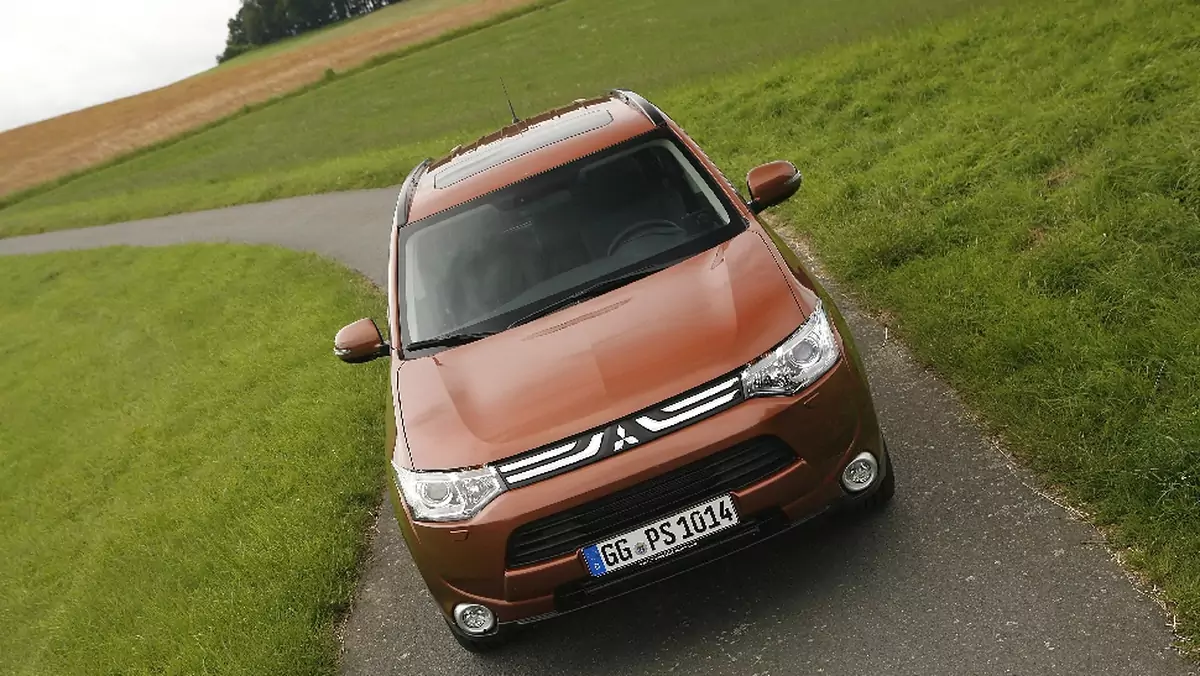 Mitsubishi Outlander bez tajemnic - zdjęcia