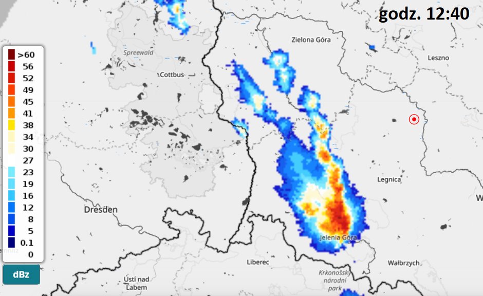 Burza na krańcach południowo-zachodnich przybiera na sile