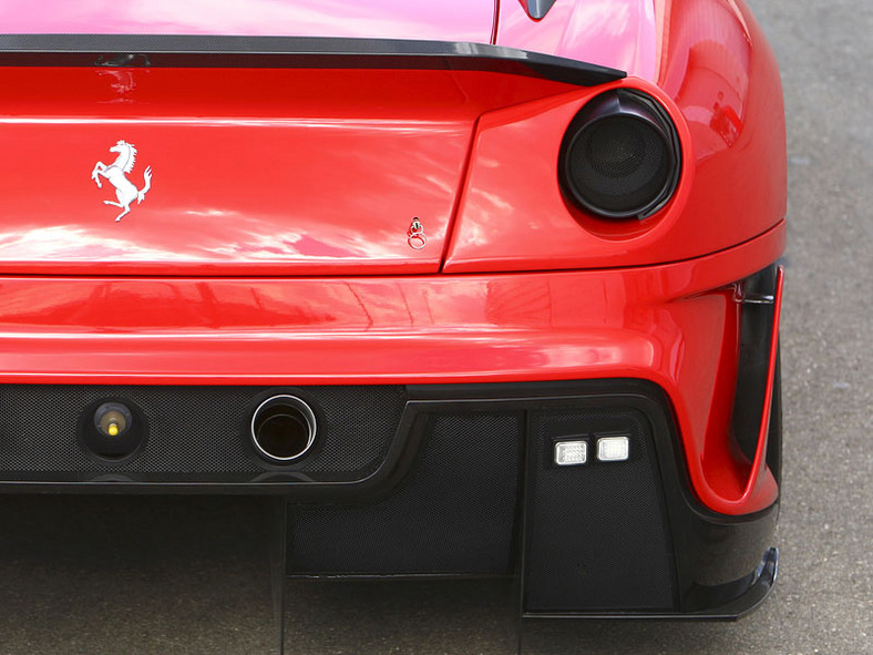 Ferrari 599XX – 599 GTB Fiorano z wyścigowymi genami