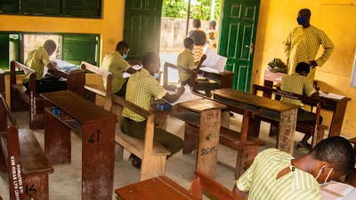 Buhar’s administration reviewed new school fees for unity colleges – FG.