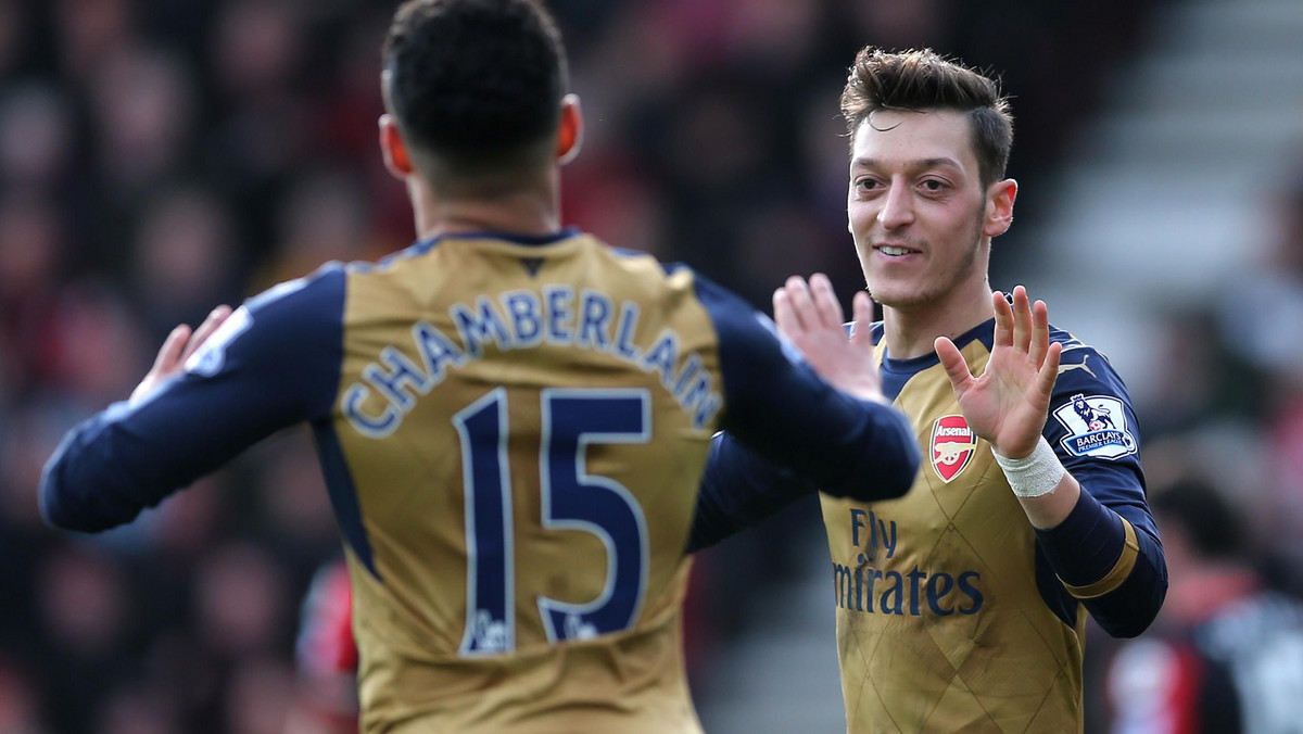 Arsenal pokonał na wyjeździe 2:0 AFC Bournemouth w 25. kolejce Premier League. Artur Boruc wpuścił dwa gole w minutę, ale nie miał nic do powiedzenia. Kanonierzy przełamali tym samym serię czterech meczów bez zwycięstwa w lidze i awansowali na trzecie miejsce.