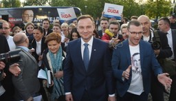 Duda pracuje na prywatnej uczelni bez zgody UJ?  To festiwal kłamstw i oszczerstw