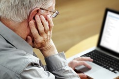 UOKiK ostrzega seniorów: Uwaga na naciągaczy