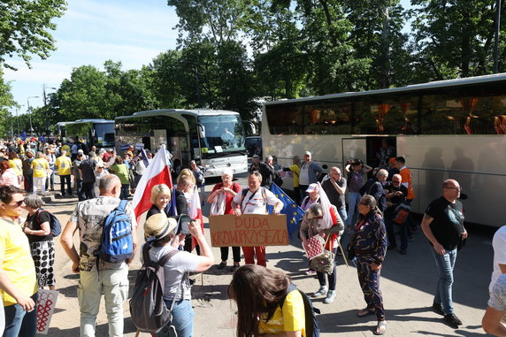 Uczestnicy marszu 4 czerwca w Warszawie