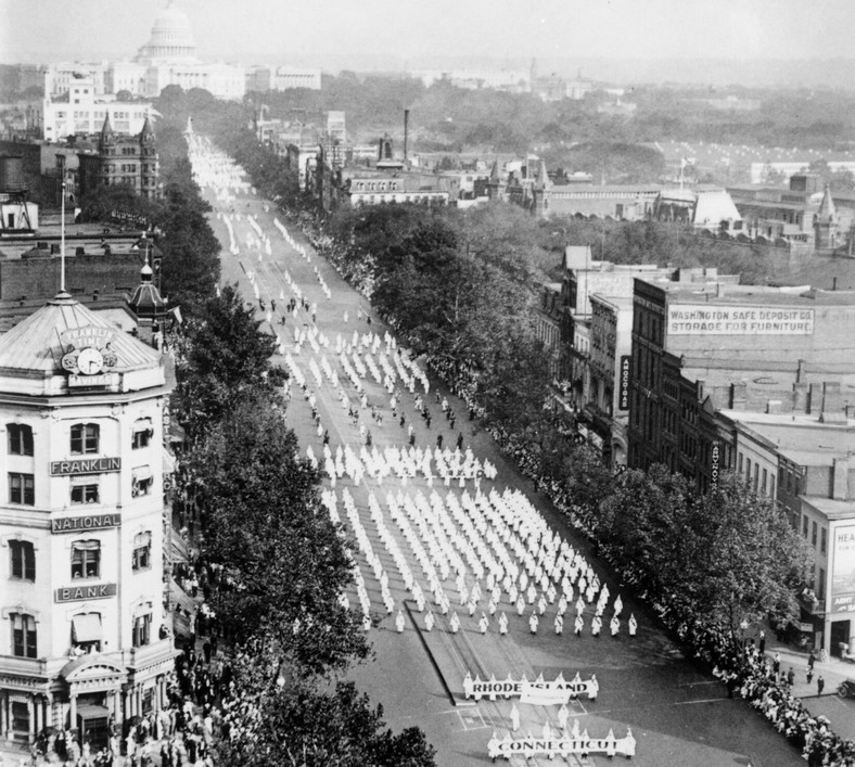 Wielka demonstracja Ku Klux Klanu w Waszyngtonie, lata 20. XX w.