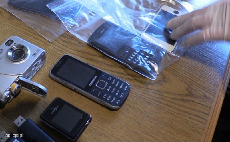 Nośniki znalezione w mieszkaniu podejrzanego