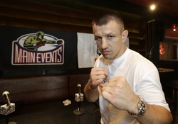 Adamek kończy karierę w 2014 roku: Nie zamierzam służyć za worek treningowy w ringu do emerytury