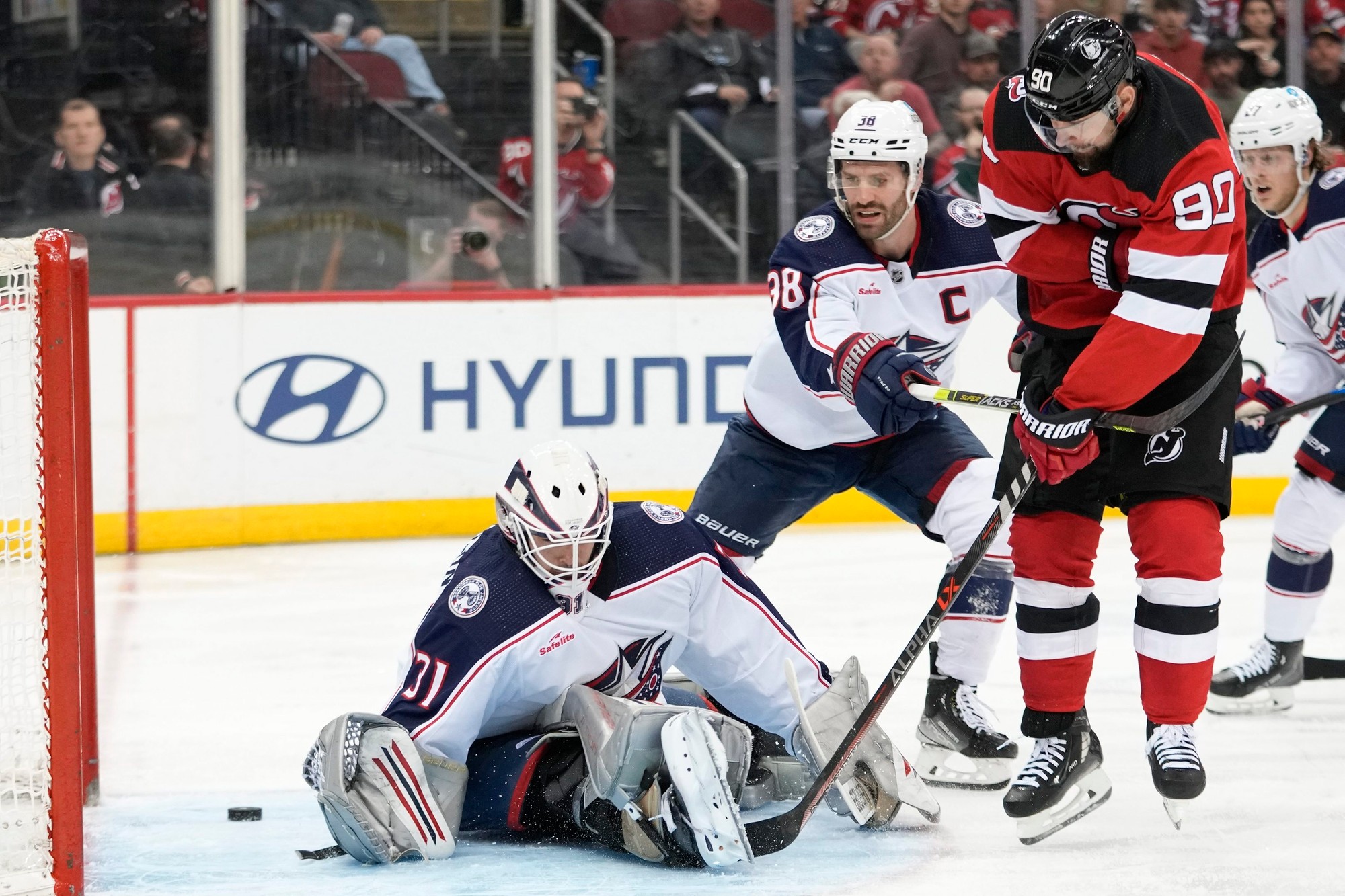 Slovenský hokejista Tomáš Tatar prispel v noci na piatok v NHL gólom k triumfu New Jersey nad Columbusom.