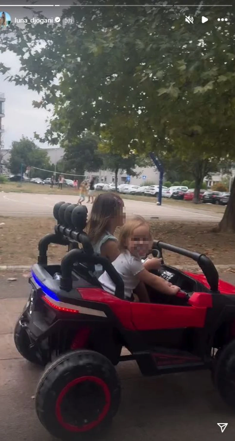 Luna Đogani, objava