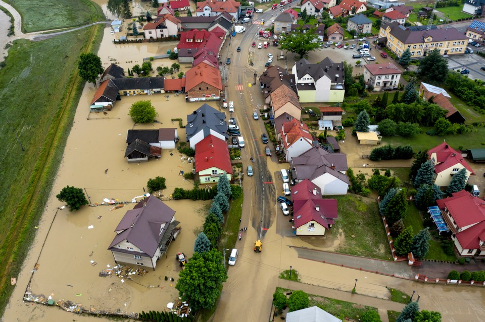 Łapanów. Podtopienia spowodowane zwiększonymi opadami