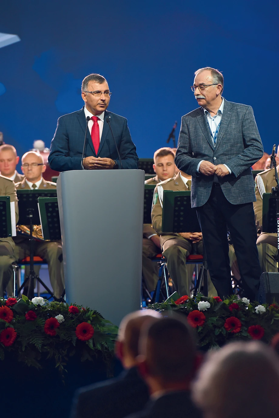 Zbigniew Jagiełło, prezes banku PKO BP, otrzymał nagrodę w imieniu swojego banku wyróżnionego tytułem Firmy Roku