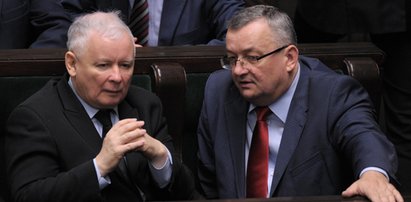 Minister od dróg do dymisji?