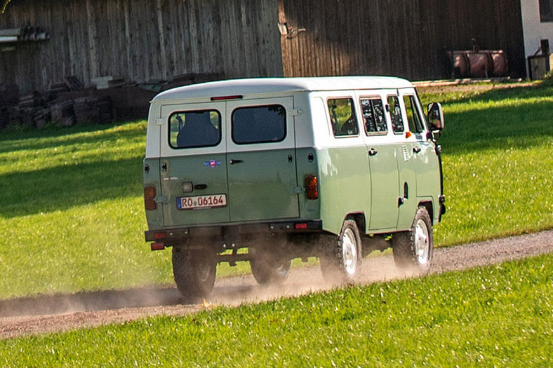 UAZ 452 Buchanka Bochenek