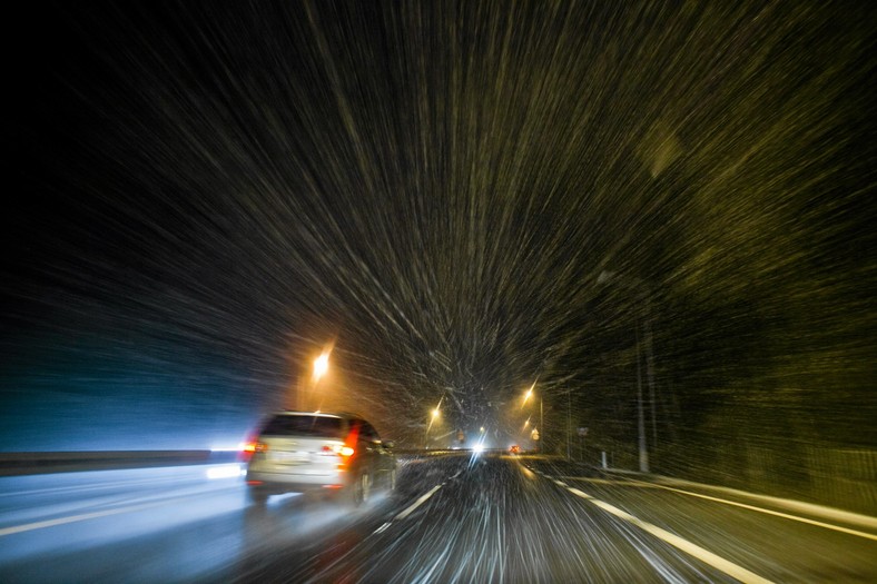 Gdańsk, obwodnica Trójmiasta. Nad Polskę nadcięga huragan 