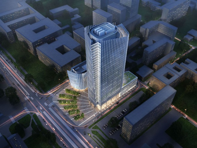 Wieża będzie miała 140 metrów wysokości. Tuż obok zostanie wybudowany  niższy 43-metrowy biurowiec. Mennica Legacy Tower stanie w centrum Warszawy, na skrzyżowaniu ulicy Prostej i Żelaznej, 250 m od stacji metra Rondo ONZ. Cały kompleks zaoferuje ponad 65,5 tys. nowoczesnej powierzchni biurowej. Powierzchnia typowego piętra w wieżowcu będzie mieć ok. 2 tys. mkw. Wyższy budynek będzie miał 33 piętra i 50,7 tys. mkw. powierzchni, niższy – 10 pięter i 14,8 tys. mkw. powierzchni.
