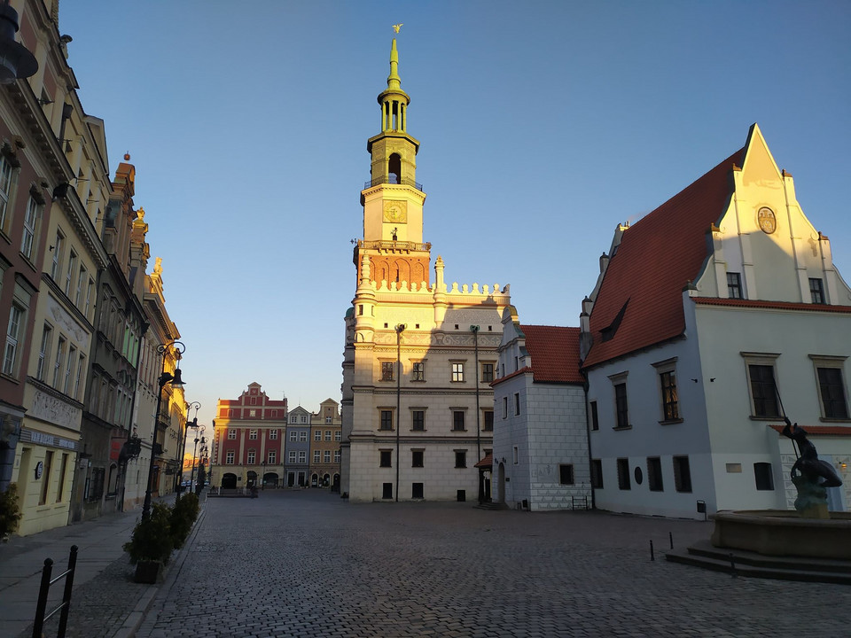 Opustoszały Stary Rynek w Poznaniu