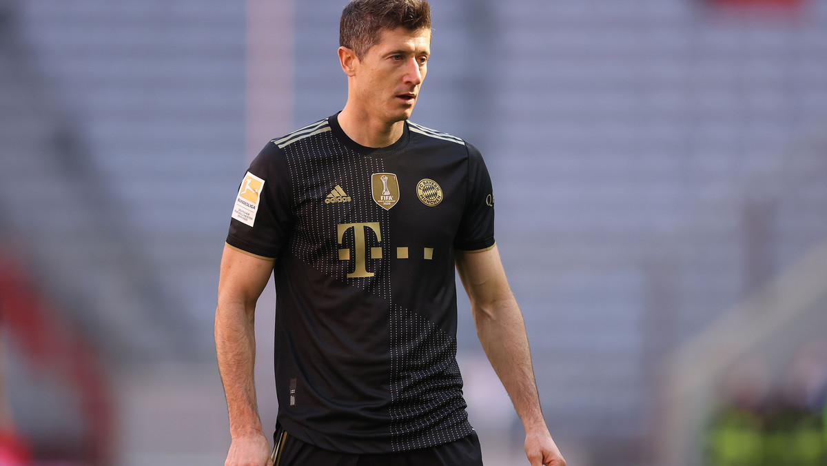 Nie ma rozmów o kontrakcie Lewandowskiego? "On wie, co ma w Bayernie"