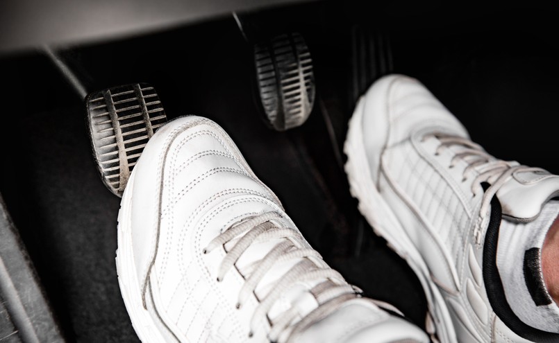 Ruszanie na sprzęgle, kierowca