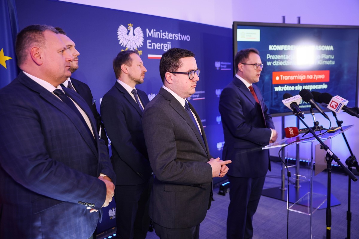 URE ogłosił najważniejsze decyzje. Co to oznacza dla rachunków za prąd i gaz? [ANALIZA]