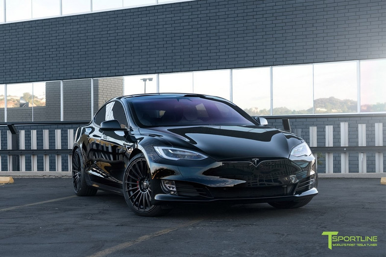 Tesla Model S P100D – szlif T Sportline