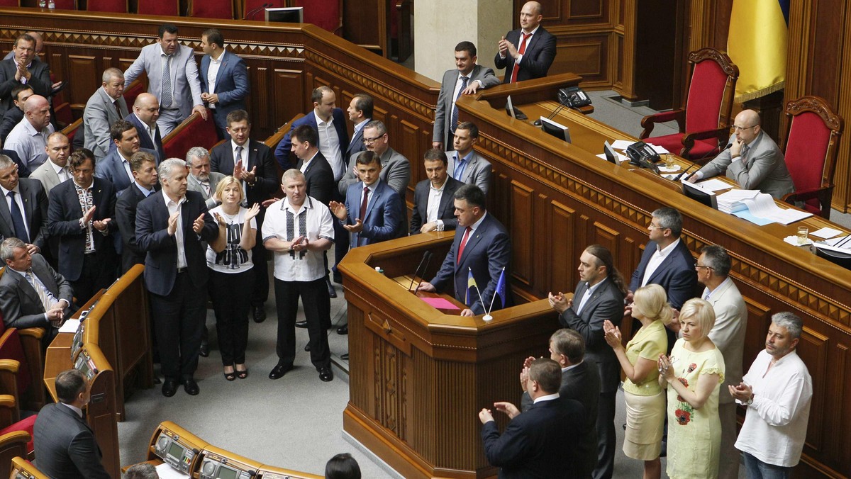 UKRAINE-CRISIS/PARLIAMENT/