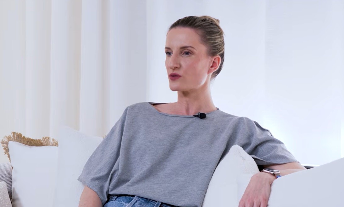 Adela Vinczeová v podcaste Hovory s Timeou. 