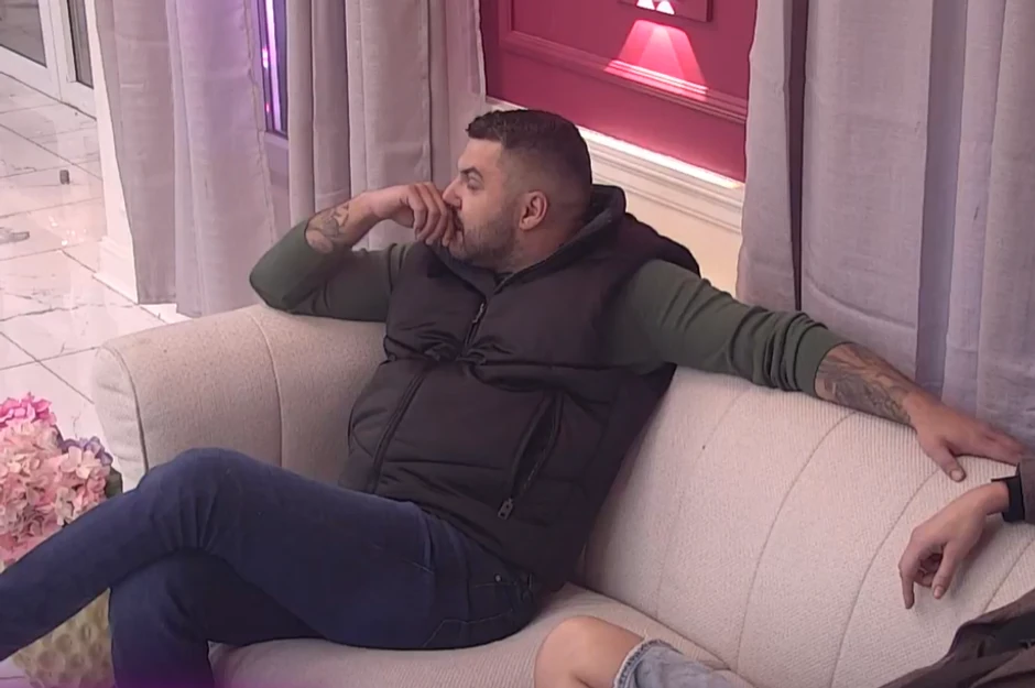 Aneli ušla u Elitu 9