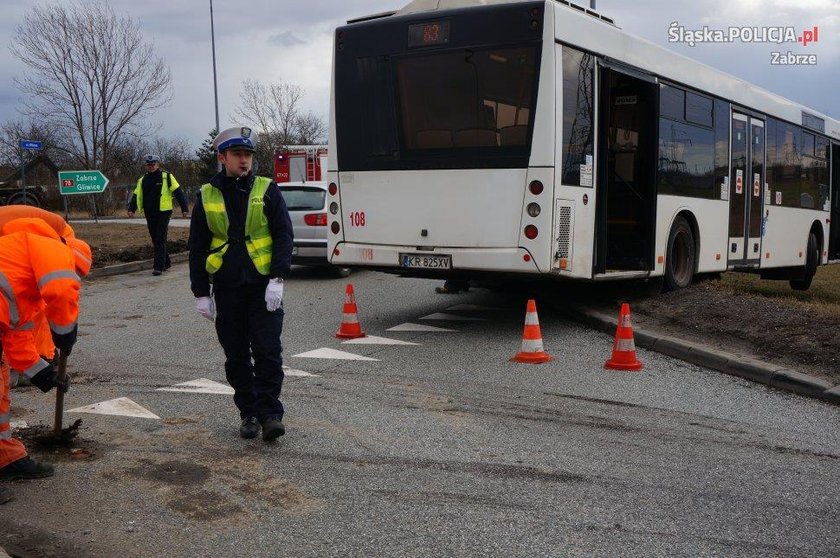 Kierowca autobusu stracił przytomność