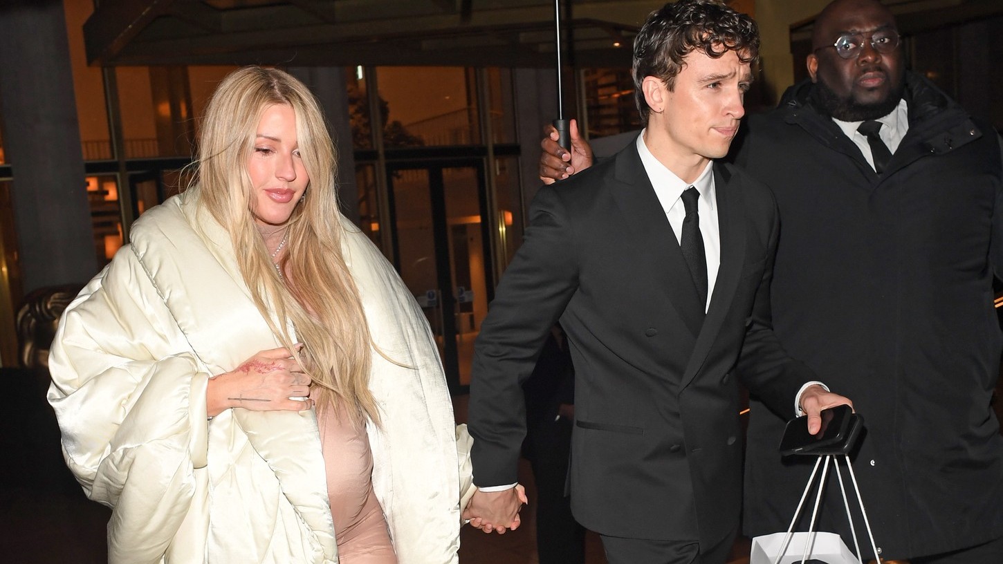 Ellie Goulding a Beau Minniear len pár týždňom pred pôrodom. 13. 2. 2026