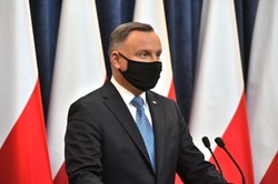 Prezydent Duda o szczepieniach: Skuteczność KE okazała się wątpliwa