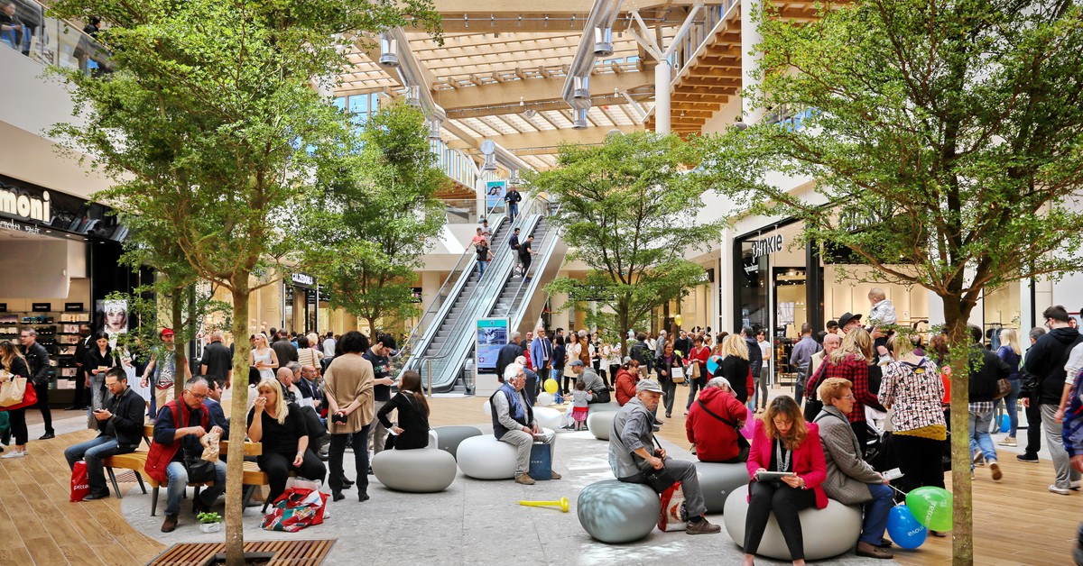 Większość centrów handlowych powstaje w małych miejscowościach. Wiadomo dlaczego [RAPORT]