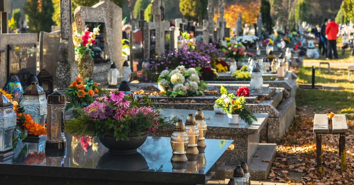 Ile kosztuje miejsce na cmentarzu w Polsce w 2025 roku? Oto ceny