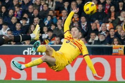 Zieliński kontra Lewandowski w 1/8 finału Ligi Mistrzów. Zobacz wyniki losowania