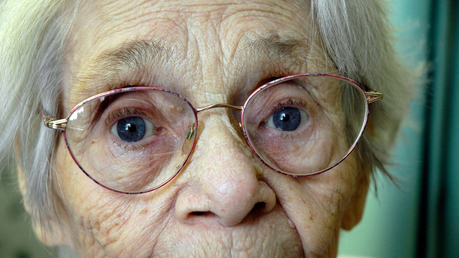 Pismo jedne 83-godišnje bake će vam biti korisnije od saveta psihologa