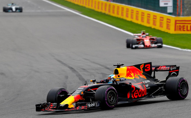 Red Bull krytykuje jakość silników Renault. "Awaryjność jest coraz większa"