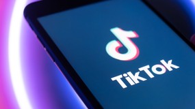 Cenzura na TikToku w USA. Są mocne zarzuty o blokowanie treści anty-Trump i anty-ICE