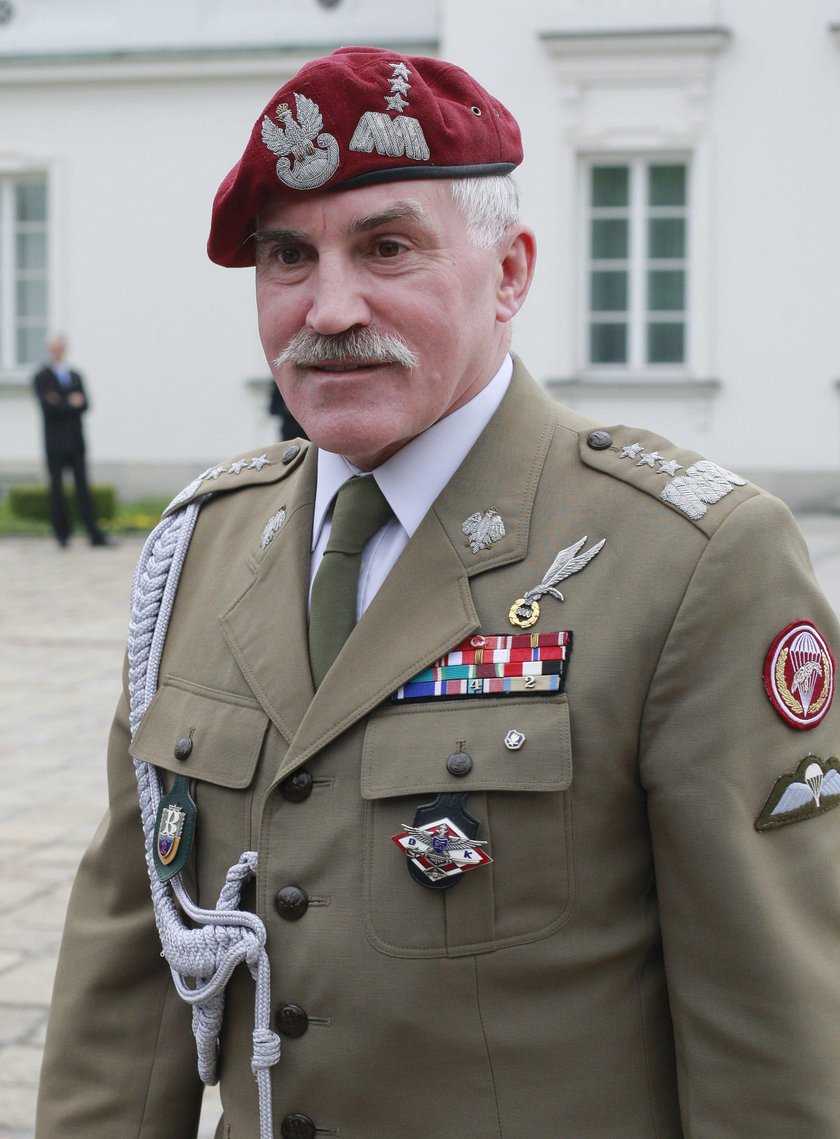 Generał broni Mieczysław Bieniek