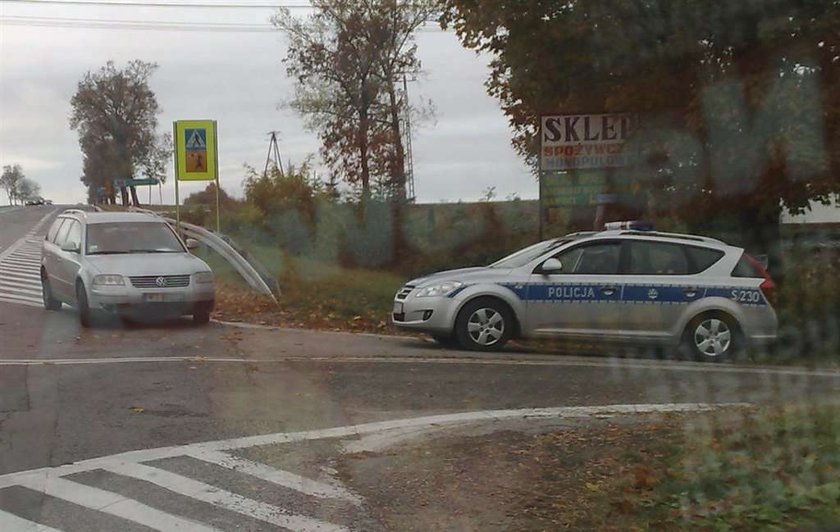 Agent Tomek uwiódł policjantów. Mandatu nie było. FOTO 