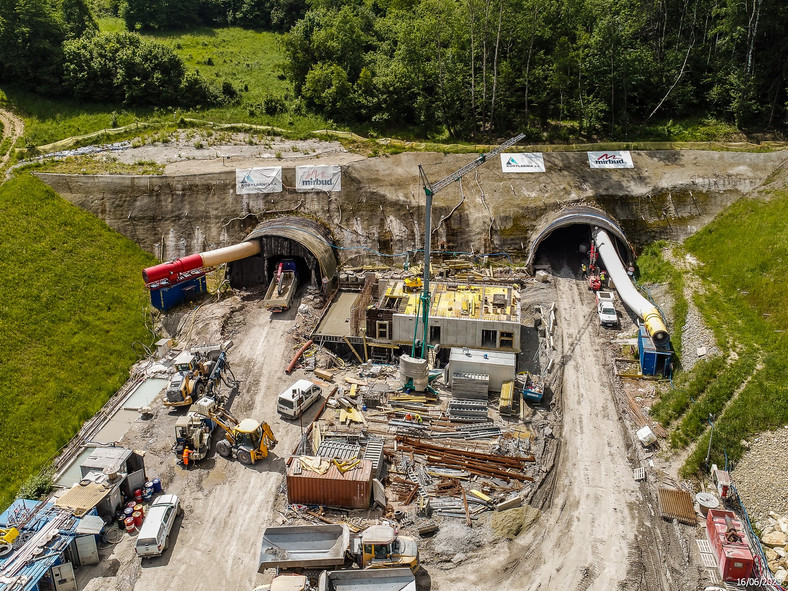 Tunele na odcinku Przybędza – Milówka na budowanej drodze S1