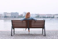 Nie potrafią żyć solo, skaczą z relacji w relację. Paulina trzyma jednego faceta w zapasie, ale jej nie kręci
