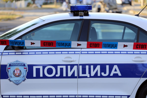 DVE OSOBE TEŠKO POVREĐENE Mladić koji je pokosio ljude na autobuskoj stanici u Beogradu PREDAO SE POLICIJI (FOTO)