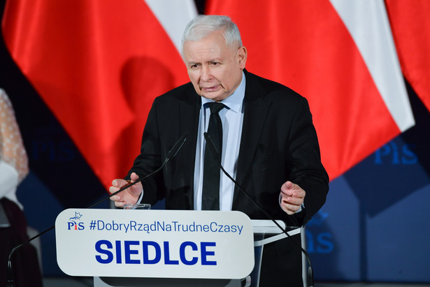 Jarosław Kaczyński podczas spotkania z mieszkańcami Siedlec