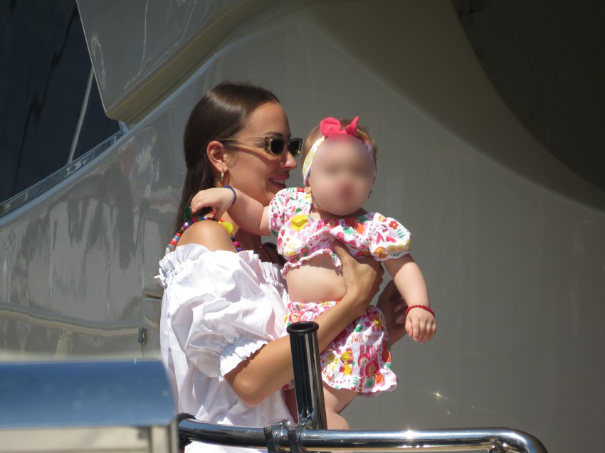 Aleksandra Prijović paparaco