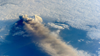 Eltakarja Alaszkát a vulkáni porfelhő