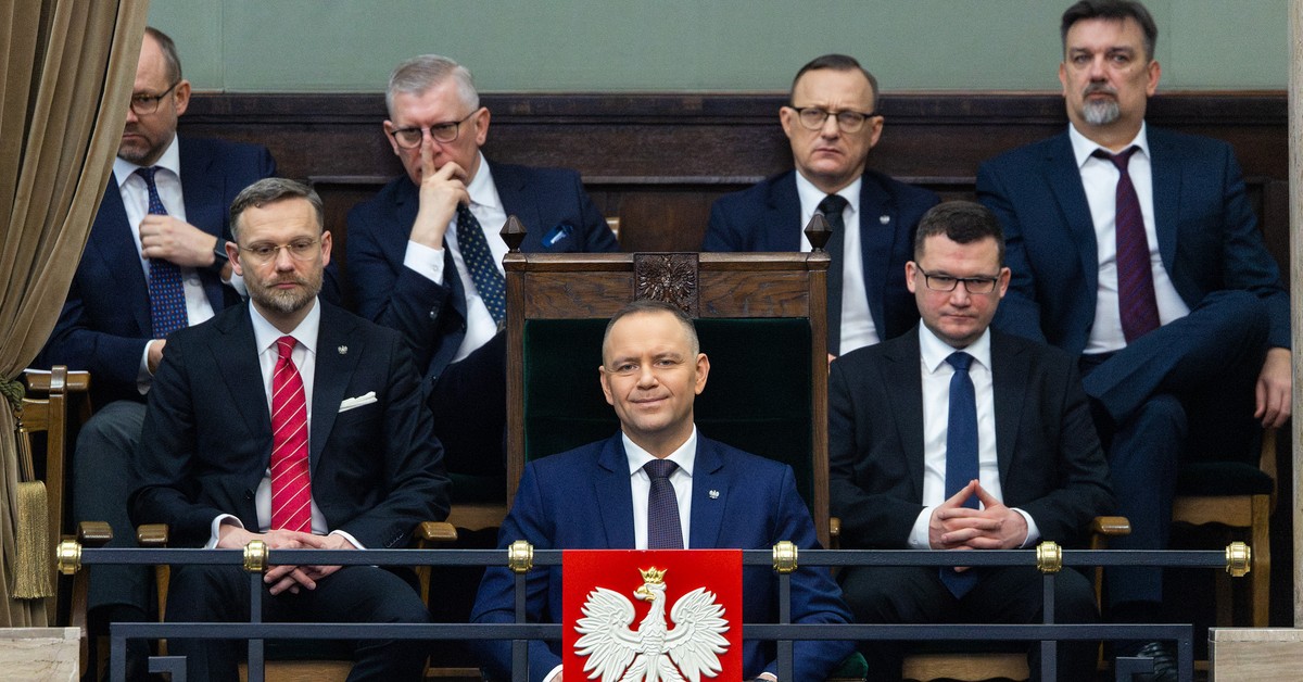 Суд над Каролем Навроцким по делу SAFE. Между давлением PiS и ожиданиями избирателей