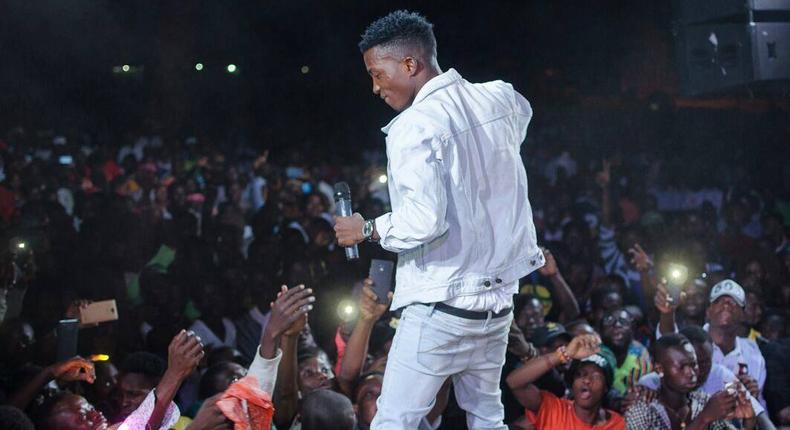 Kofi Kinaata