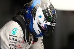 Valtteri Bottas będzie jeździł w ekipie Mercedesa także w przyszłym sezonie