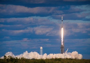 Južna Koreja je drugi vojni satelit lansirala pre godinu dana