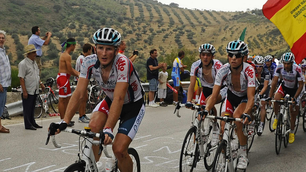 W środę najszybszym kolarzem na mecie piątego etapu Vuelta a Espana był Tyler Farrar z grupy Garmin-Transitions. Drugi był Koldo Fernandez (Euskatel-Euskadi), a jako trzeci wpadł na metę Mark Cavendish (HTC Columbia). Był to jeden z najdłuższych etapów w tegorocznym wyścigu dookoła Hiszpanii.