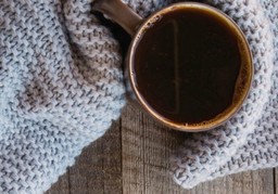 Robić mniej? Zwolnić tempo? „Powoli" Brooke McAlary